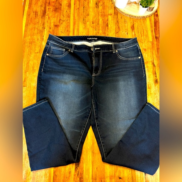 Maurices Denim - Maurice's Skinny Jeans - Size 22W Reg - Excellent Condition